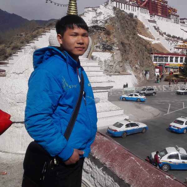 广西33岁单身帅哥真诚找对象-玉树征婚相亲网