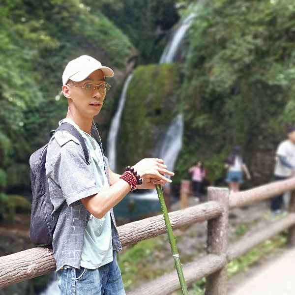 四川28岁单身帅哥真诚找对象-玉树征婚相亲网