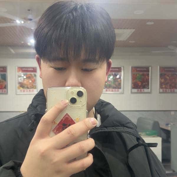 江西23岁单身帅哥真诚找对象-玉树征婚相亲网