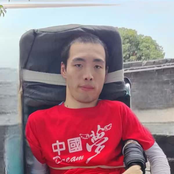 湖南30岁单身帅哥真诚找对象-玉树征婚相亲网