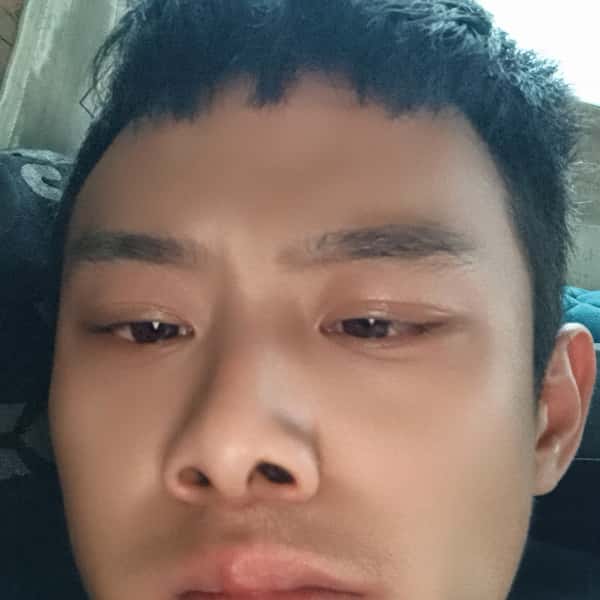 湖北23岁单身帅哥真诚找对象-玉树征婚相亲网