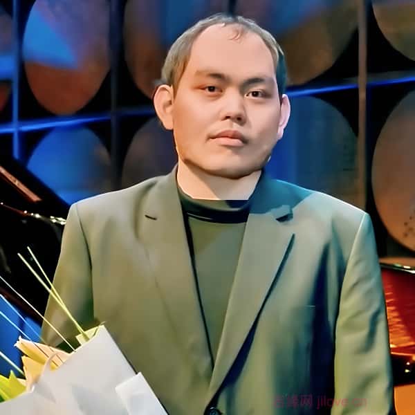香港27岁单身帅哥真诚找对象-玉树征婚相亲网