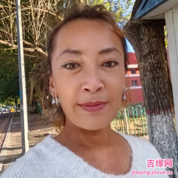 51岁岁黑龙江单身美女 - 玉树吉缘网